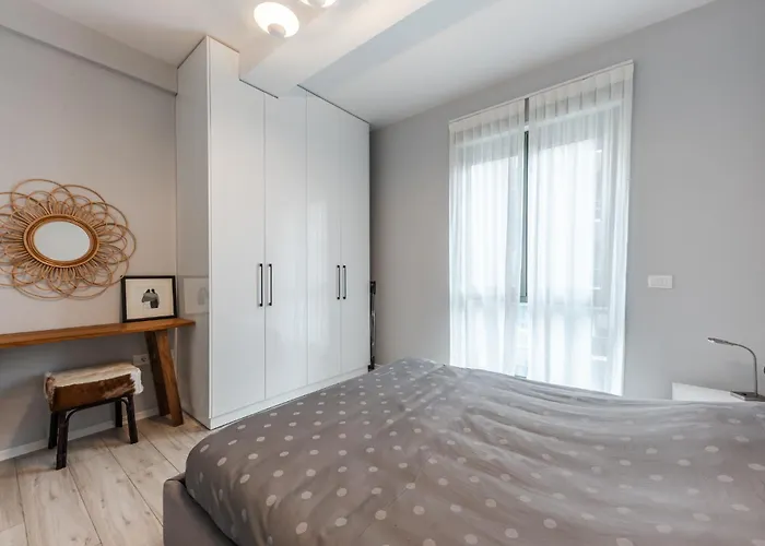 The Funky By Pikhost